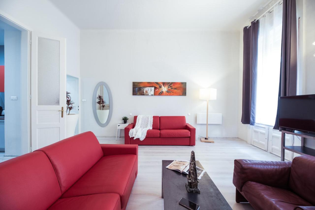 Budapesteasyflat Oktogon Lux Esterno foto