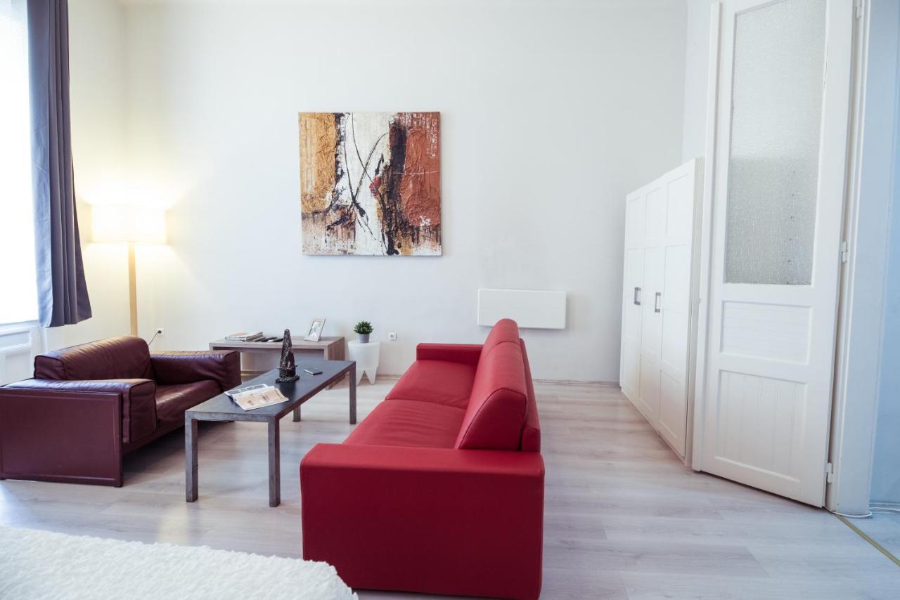 Budapesteasyflat Oktogon Lux Esterno foto