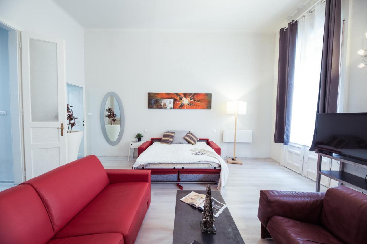 Budapesteasyflat Oktogon Lux Esterno foto