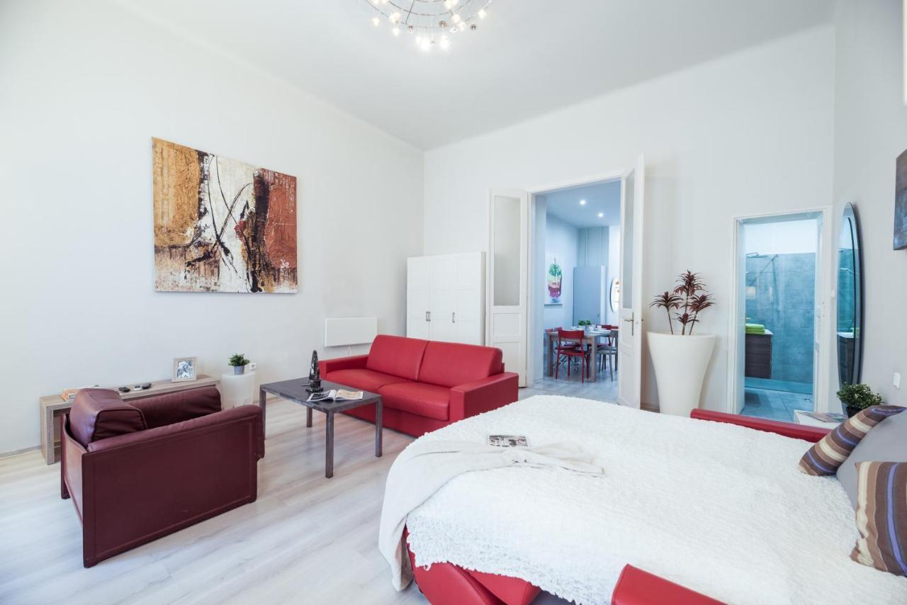 Budapesteasyflat Oktogon Lux Esterno foto